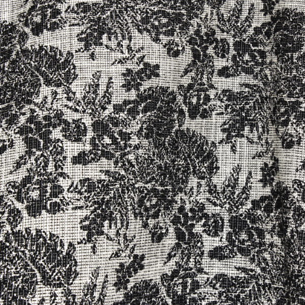Anne-Laure Eustache, jacquard de coton. Motifs fleurs, coloris noir/blanc