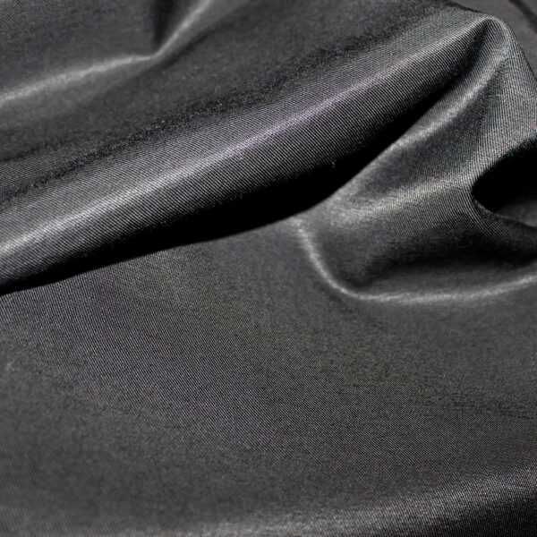 Mattière noir viscose polyester